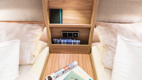 Enjoy Hymer Camper (2018) – 2p Hymer semi-integrated from 2018