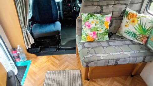 Limavady – 6 berth Peugeot alcove from 2001