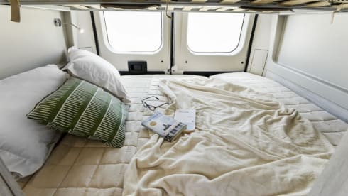 Rode rakker –  Rare & luxurious camper with 2 fixed beds for 4p (2020) 