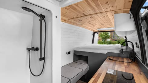 Orca – Ultimate Adventure Off-grid VW Camper