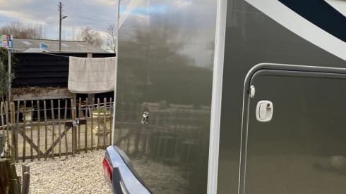 Dream came true – Lovely 4 person family (incl dogs) camper