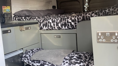 ICKL VIK – ICKL VIK THE VIKING CITROEN RELAY L3H2 TALL PEOPLE FRIENDLY