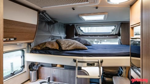 Luxury semi-integrated mobile home from 2020