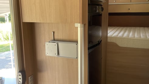 IXEO – 4p Bürstner semi-integrated from 2009
