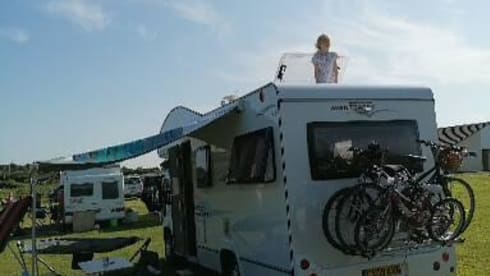 Panoramic – Gorgeous 2/3/4 Berth motorhome