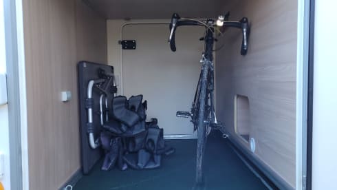 Fully equipped and ready to go. Luxury, TOP model: Bürstner (2020)