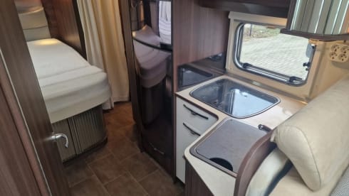 C38 – 3p Bürstner semi-integrato dal 2014