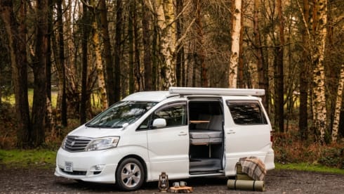 Skye – 4 berth ULEZ Compliant automatic Toyota campervan 