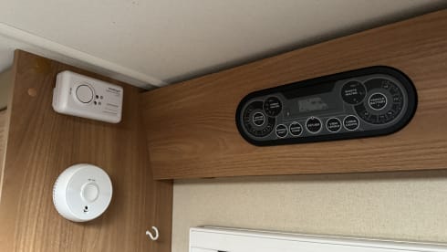 Marilyn  – 4 berth/6 Belts Swift Escape 2011