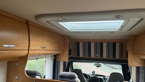 Campie – 4p Chausson semi-integrated uit 2004