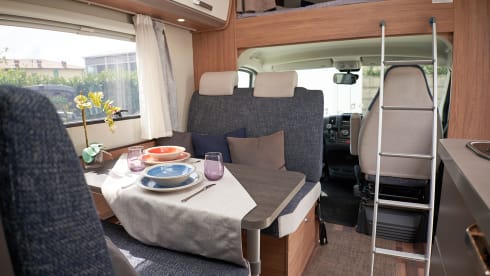 BEARENT – CAMPER WEINSBERG 6 PLACES 