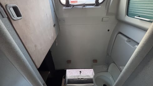 Betty de Bus – 4p Volkswagen campervan uit 1996