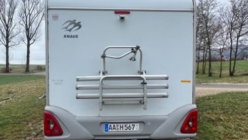 Roadrunner – Beautiful and very well maintained motorhome with lots of space