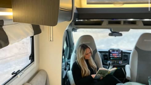 Chausson Titanium – CHAUSSON 777GA PREMIUM TITANIUM 2023 AUTOMATIC FULLY UTGEREST