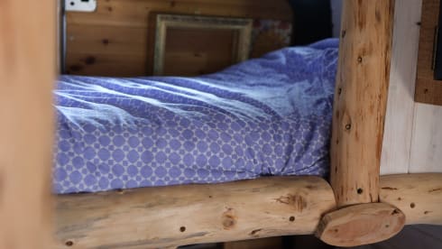 Sally Vanzilla – Handcrafted Citroën Relay Camper – Sleeps 4, Off-Grid Ready