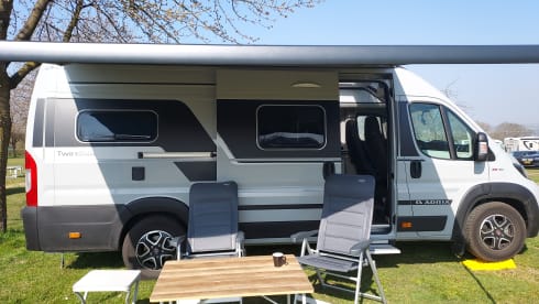 Brixton – 2P Adria Mobil Bus camper from 2021