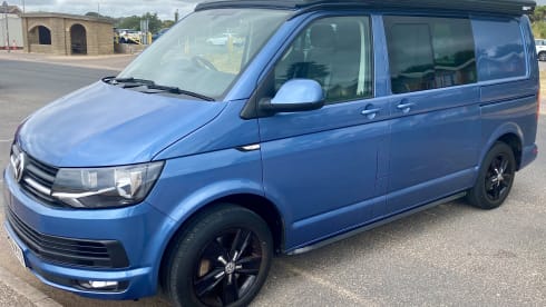 Comfort, Freedom, and 5-Star Reliability – VW T6 Campervan for Hire