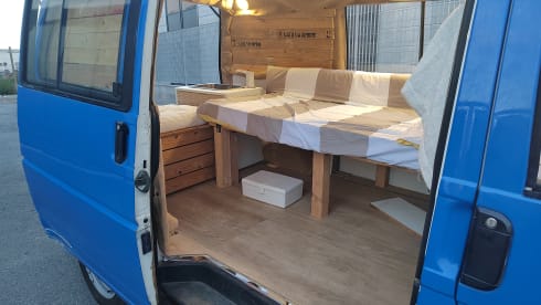 Daniiblanche  – Old van makes good broth!