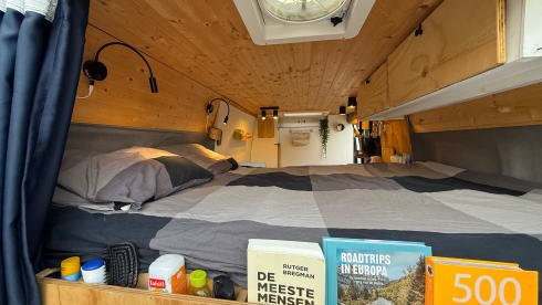 Zutendaal of Wommelgem – 2p Peugeot campervan uit 2017