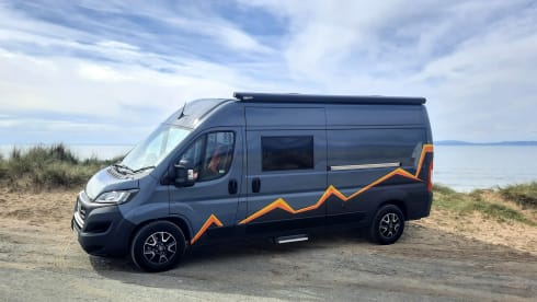 "Bod Campervan"  Luxury, Perfect for Two! (Staffs/N.Wales)