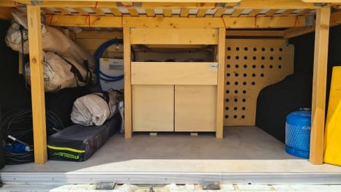 Unique 2016 Fiat Ducato camper van (off grid)