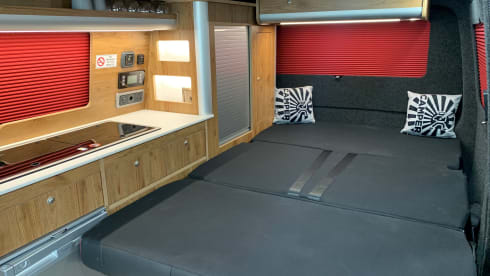 Ninja 2 – High spec Volkswagen T6.1 campervan
