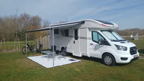 Roller 84 – ROLLER TEAM 284TL 5PERS. AUTOMATIQUE 2023 ENTIÈREMENT ÉQUIPÉE!