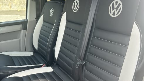 VW transporter converted for 2