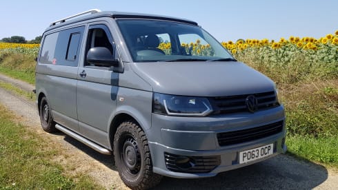 Gracie Skywalker  – Fully off grid adventure wagon!