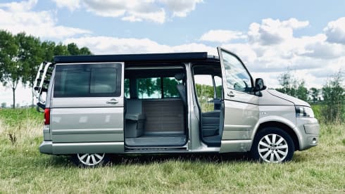 Vanessa – 4p Other campervan from 2024
