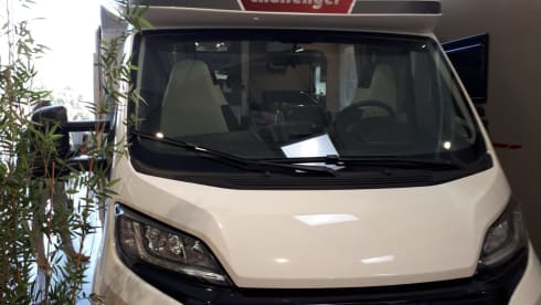 NEU - Luxus Wohnmobil 2P bis 4P