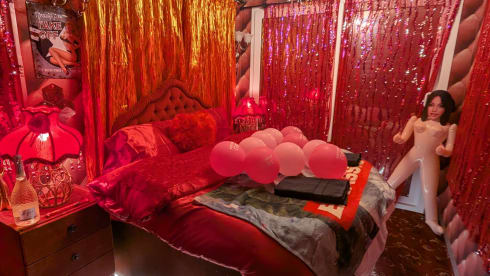 Brassic Van – ✨ Stay in the original Brassic Van – As seen on the TV Series✨