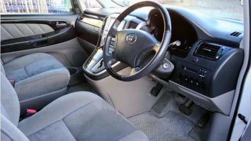 BeeHappy – Camper Toyota a 3 posti letto del 2006