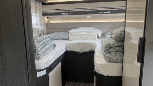 Loft On Wheels 2.0 – Brand new automatic camper 5 people