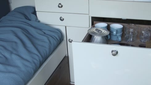 InneGer – Compact, practical and cozy 2 person camper (bus) (extra long).