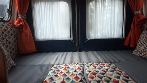 Compact fine Pössl bus factory construction with shower