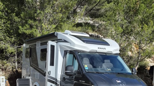 Luxe en Comfort voor 2 peronen : KNAUS VAN TI PLUS 650 MEG AUTOMAAT