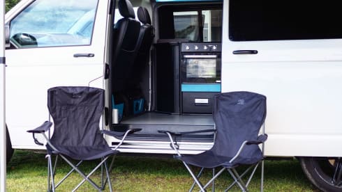 5 berth Volkswagen bus from 2020