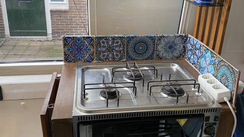 2p Peugeot bus uit 1994