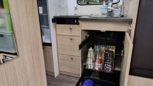 4p Sunlight halbintegriert ab 2019