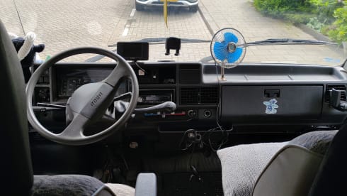 Chateau Ducato – Alcôve Hymer 4p de 1993