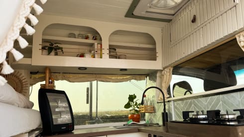 Bohemies authentic camping  – Compact & complete VW Camper, off-grid road trip bus for 2-3 people