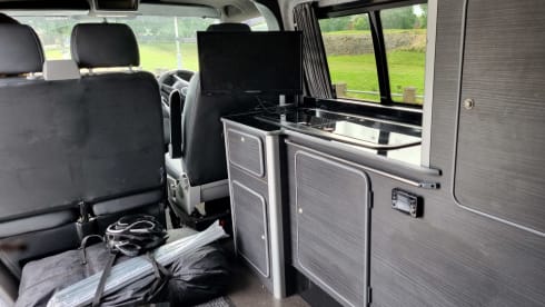 Volkswagen T5 Campervan 