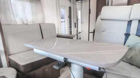 Cocoon 'IN – 4p Benimar semi-intégré à partir de 2022