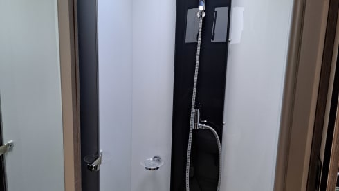 4p Challenger semi-integrated uit 2020