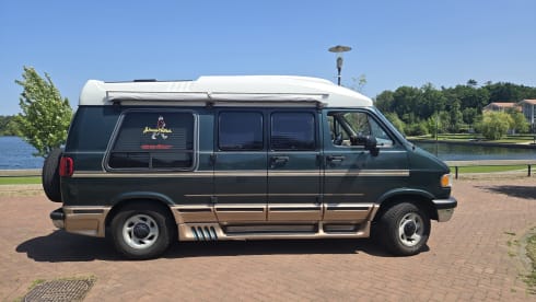 AAA-TEAM – 6p DODGE RAM bus from 1997 LUXURY