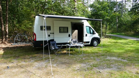 3p luxury camper van, perfect for tall people