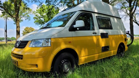 Sunny!  – Luxury VW T5 Camper