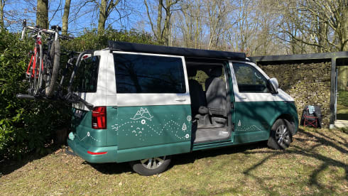 KELLY – NEW! - VW California 6.1 Ocean - the most versatile compact camper