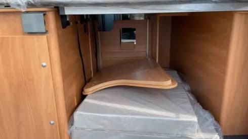 2p Pössl bus uit 2024